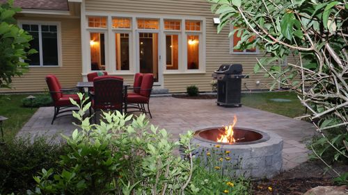 78 Christopher St, Fryeburg, ME, 04037-4363 | Card Image
