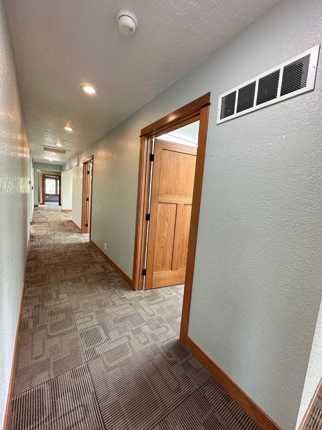 820 W Summit St, Home with 0 bedrooms, 0 bathrooms and null parking in Winterset IA | Image 22