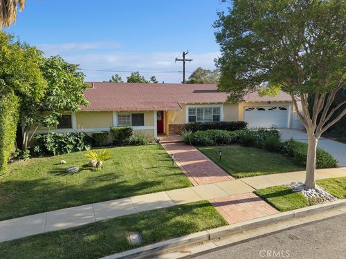4688 Fort Davis, Simi Valley, CA, 93063 | Card Image