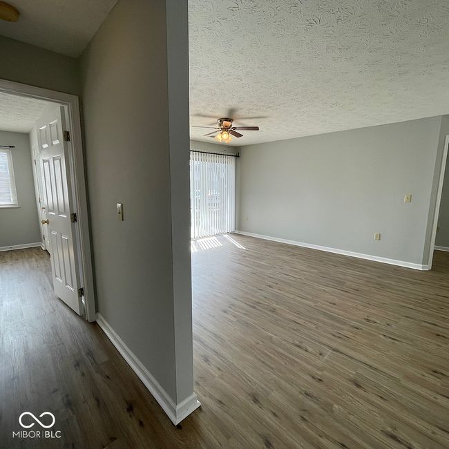 UNIT-101 - 8314 Glenwillow Ln, Condo with 2 bedrooms, 2 bathrooms and null parking in Indianapolis IN | Image 4