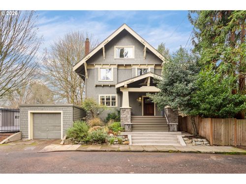 928 Se 18th Ave, Portland, OR, 97214-2707 | Card Image