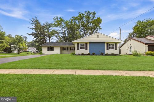 35 Eagen Ln, Willingboro, NJ, 08046-2301 | Card Image