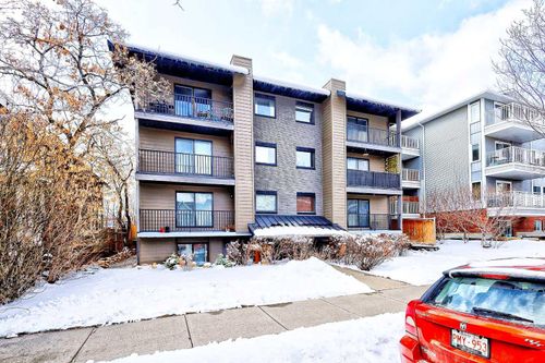 201 - 1719 11 Avenue Sw, Home with 2 bedrooms, 1 bathrooms and 1 parking in Calgary AB | Card Image