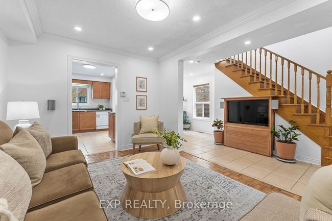 16 La Pinta St, House attached with 3 bedrooms, 3 bathrooms and 2 parking in Maple ON | Image 13
