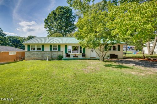 413 Holly St, Mount Carmel, TN, 37645-3915 | Card Image