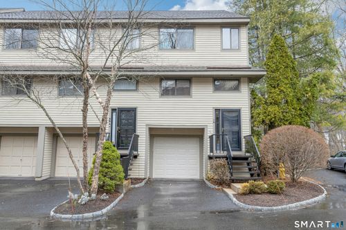 unit-3a-2435 Bedford St, Stamford, CT, 06905-3989 | Card Image