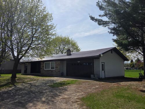 7858 Birch Dr, Vestaburg, MI, 48891-9496 | Card Image