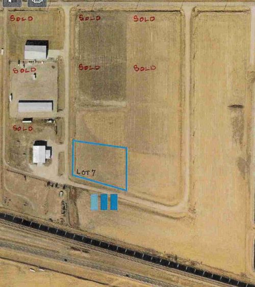 5821 N Sahara Dr, Cairo, NE, 68824 | Card Image