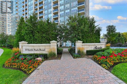904-15 N Park Rd, Vaughan, ON, L4J0A1 | Card Image