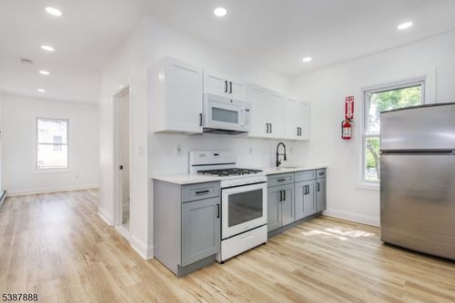 apt-2-48 N York St, Paterson, NJ, 07524-1957 | Card Image