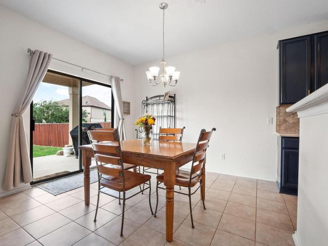 705 Autumn Sage Way, House other with 5 bedrooms, 3 bathrooms and 4 parking in Pflugerville TX | Image 11