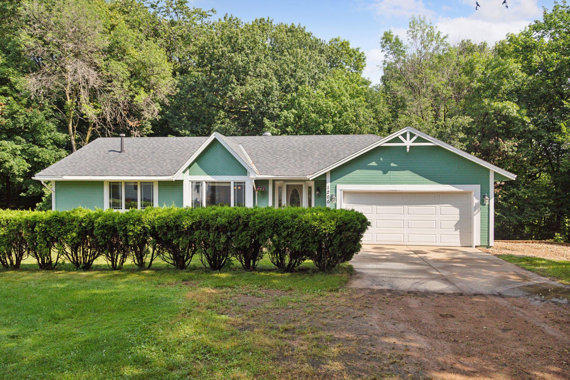 Lake Lucy Rd, Chanhassen, MN 55317