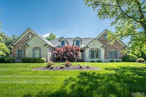 601 Oak Hill Dr, Belleville, IL, 62223-2260 | Card Image