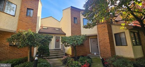 605 Augusta Cir, MOUNT LAUREL, NJ, 08054-2753 | Card Image