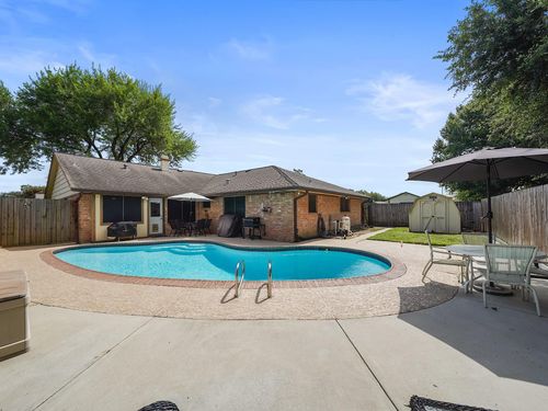 905 Patricia Dr, Deer Park, TX, 77536-4928 | Card Image