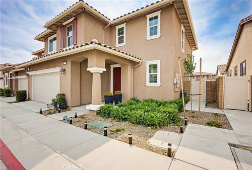 24135 Vantage Rd, Corona, CA, 92883-0892 | Card Image