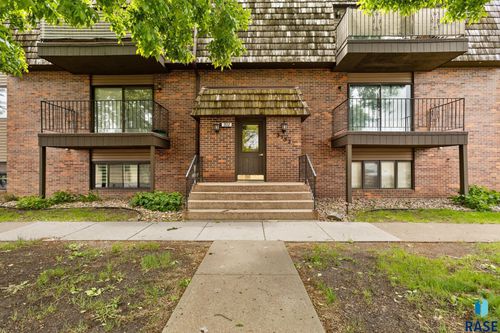 apt-102-3552 S Gateway Blvd, Sioux Falls, SD, 57106-1528 | Card Image