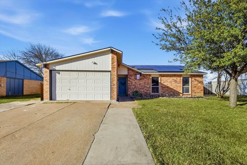 6809 Newcastle Place, North Richland Hills, TX, 76182 | Card Image