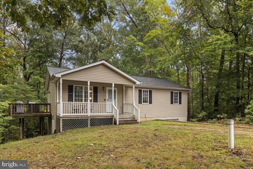 8254 Power Dr, LUSBY, MD, 20657-2144 | Card Image