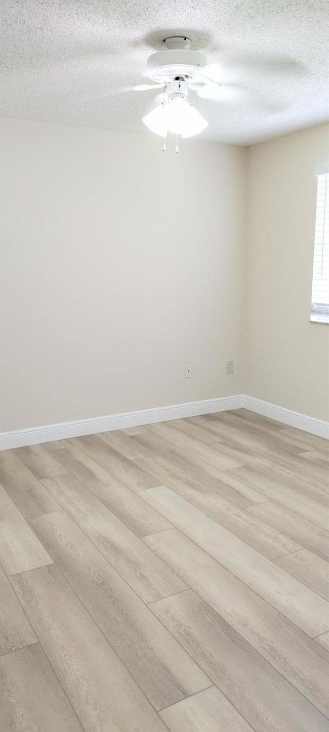 APT-1008 - 1000 Crestwood Ct S, Condo with 2 bedrooms, 2 bathrooms and null parking in Royal Palm Beach FL | Image 10