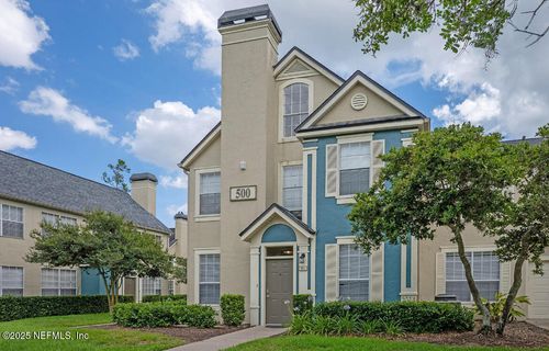 501-13700 Richmond Park Dr N, Jacksonville, FL, 32224-4268 | Card Image