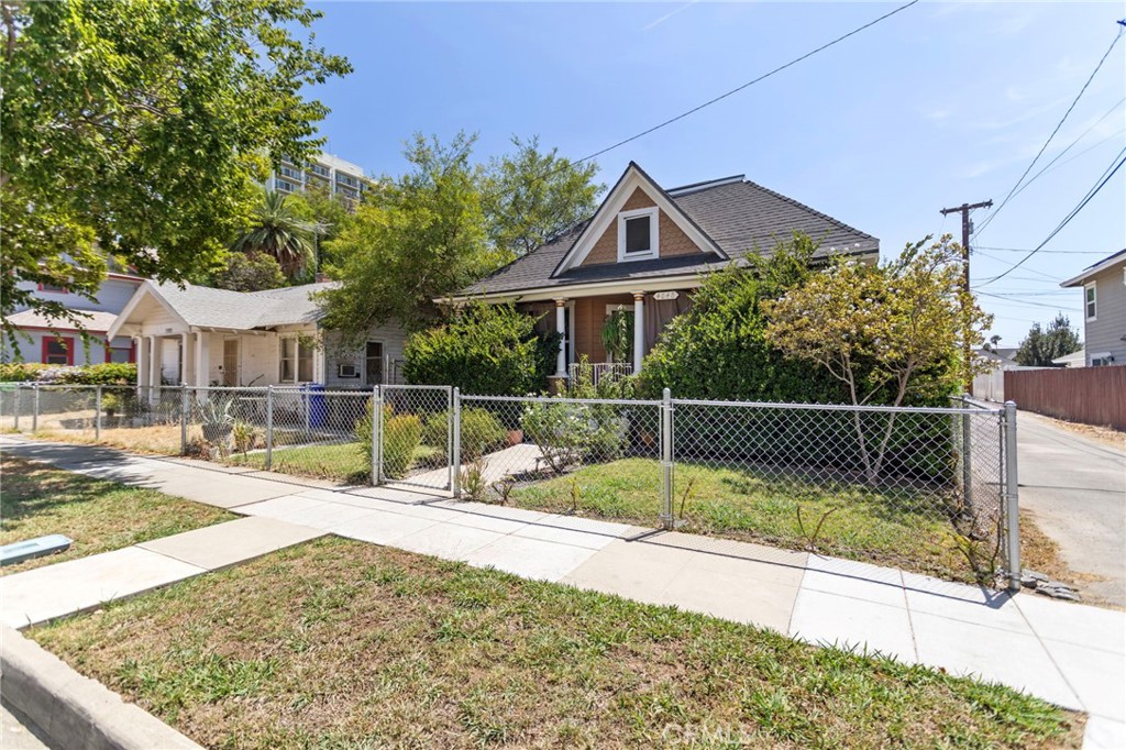 Residential in Riverside 3