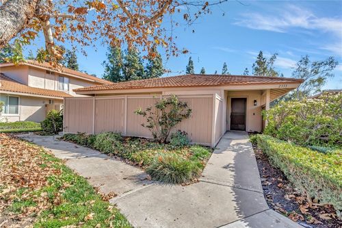 2335 Dahlia Dr, Tustin, CA, 92780-6832 | Card Image