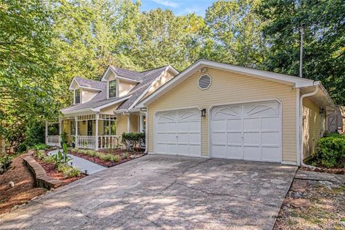 340 Oak St, Fayetteville, GA, 30215-1824 | Card Image