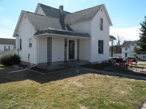 110 Prospect St, Bloomington, WI, 53804-9647 | Card Image