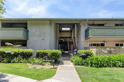 11h-8777 Coral Springs Ct, Huntington Beach, CA, 92646-6225 | Card Image