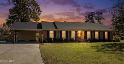 3002 Johnson St, Kinston, NC, 28504-1320 | Card Image