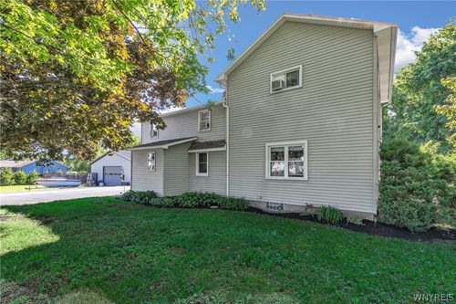 4877 Royalton Center Rd, Gasport, NY, 14067-9342 | Card Image