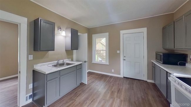 Kitchen | Image 22