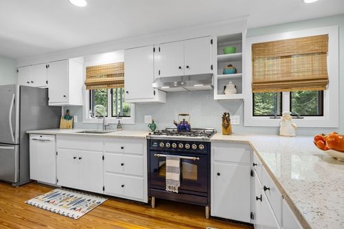 436 Santuit Newtown Rd, Marstons Mills, MA, 02648-1340 | Card Image