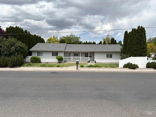 2699 Elizabeth Blvd, Twin Falls, ID, 83301-7547 | Card Image