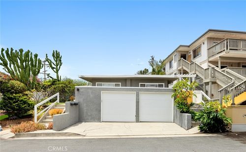 256 Avenida Madrid, San Clemente, CA, 92672-4106 | Card Image
