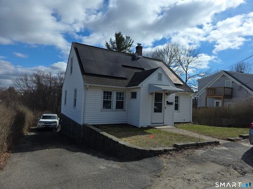 29 Esther Ave, Waterbury, CT, 06708-4818 | Card Image