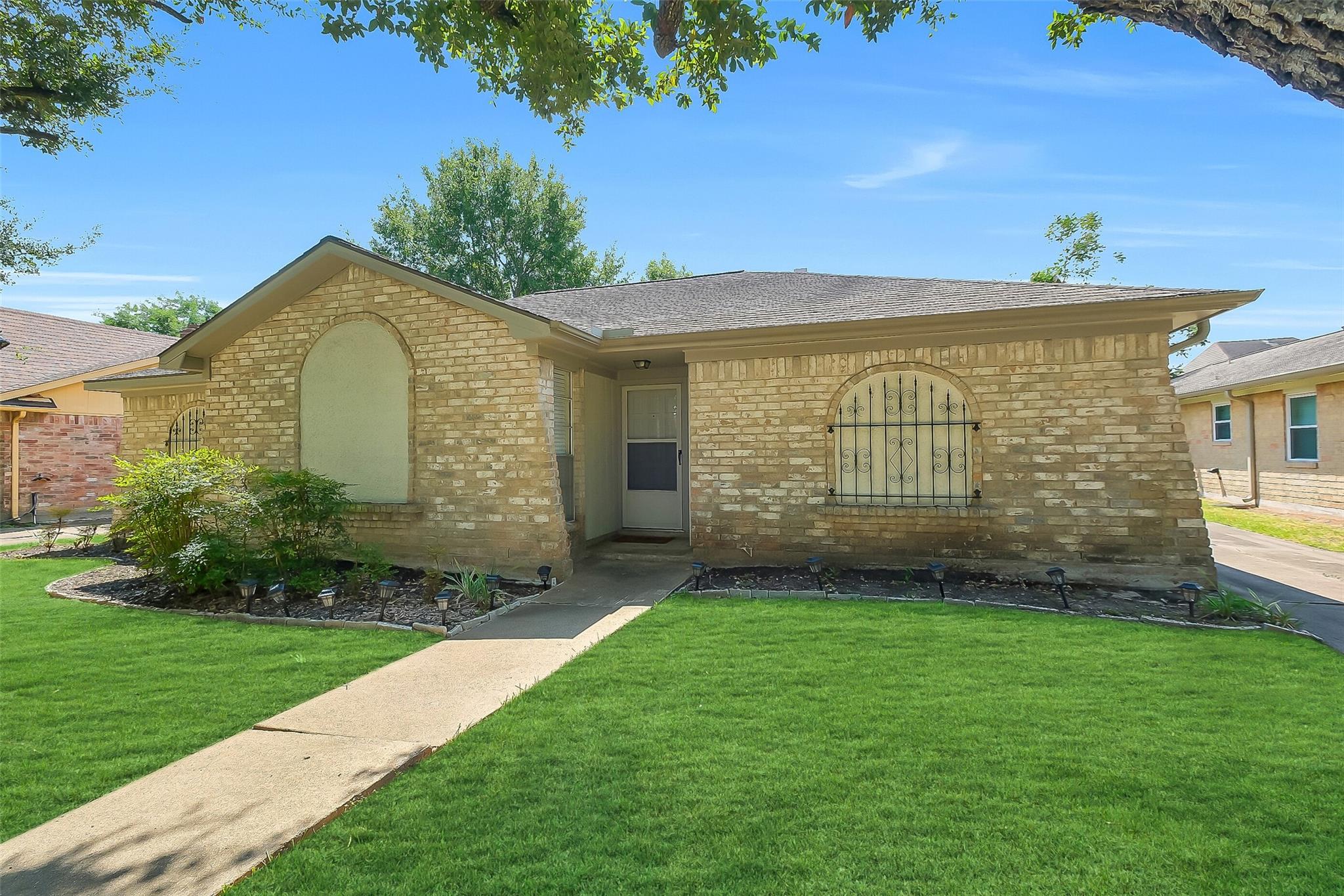 Residential Lease in Meadows Place 3