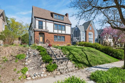 3535 Irving Avenue S, Minneapolis, MN, 55408 | Card Image