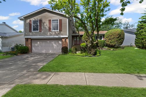 670 Dunhill Dr, Buffalo Grove, IL, 60089-1513 | Card Image