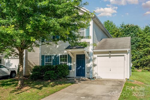 7643 Monarch Birch Ln, Charlotte, NC, 28215-7060 | Card Image
