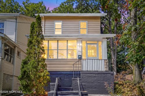 299 Smith St, Newark, NJ, 07106-2517 | Card Image