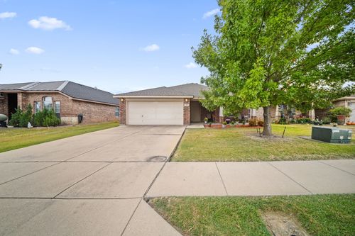 3152 Hanna Ranch Blvd, Fort Worth, TX, 76140-8639 | Card Image