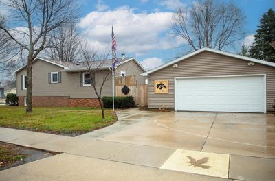 1117 Nw 9th Street, House other with 4 bedrooms, 1 bathrooms and null parking in Waverly IA | Image 3