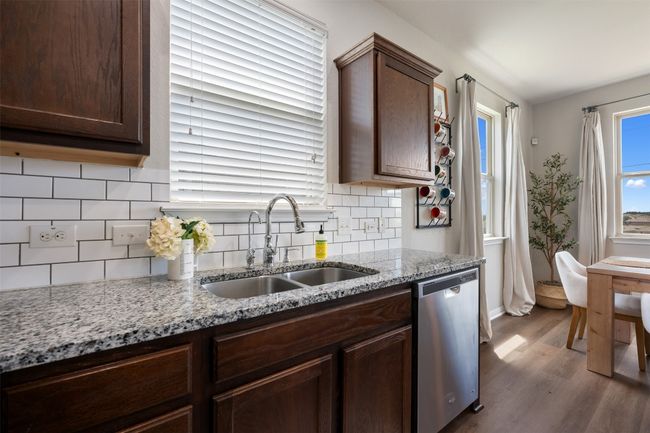 615 Twisted Oaks Ln, House other with 3 bedrooms, 3 bathrooms and 4 parking in Buda TX | Image 15