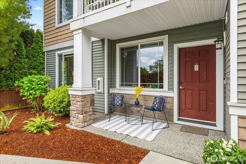 apt-a8-15720 Manor Way, Lynnwood, WA, 98087-6241 | Card Image
