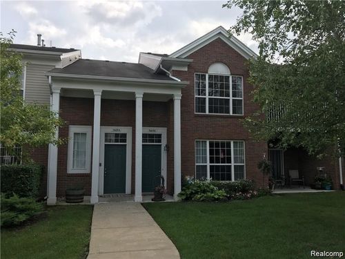 16694 Dover Dr, Northville, MI, 48168-6504 | Card Image