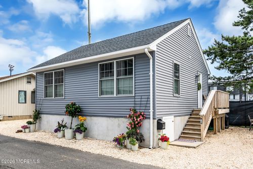 113 Johnson Rd, Lavallette, NJ, 08735-3226 | Card Image