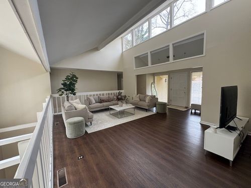 192 Kings Row Ne, Marietta, GA, 30067-4102 | Card Image