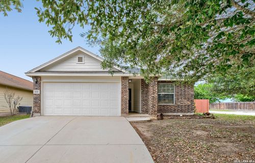 533 Tom Kemp Dr, New Braunfels, TX, 78130-3388 | Card Image